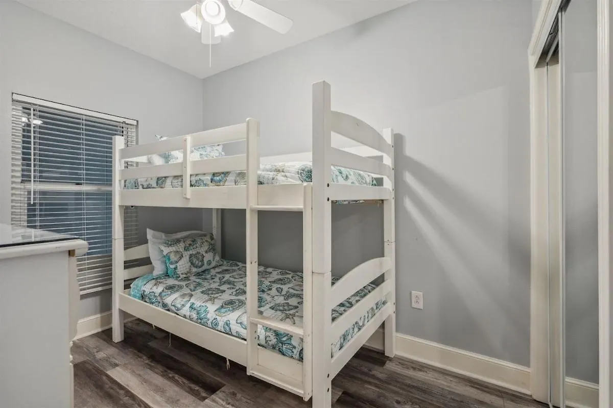 Majestic Condo- Tower 2 #206 3 Bedroom 3 Ba Low Floor! Panama City Beach USA